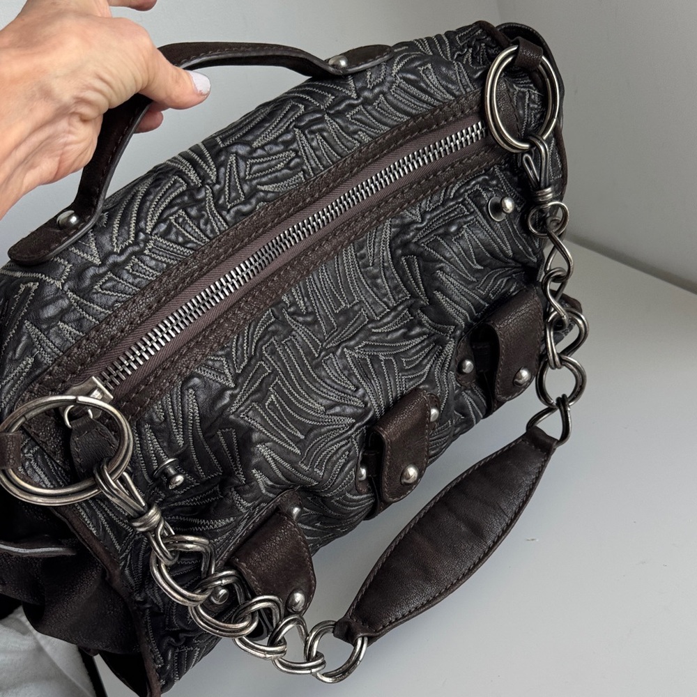 Donna Karan one of a kind bag. A.k.a. Game of Thrones off the runway. - Picture 3 of 16